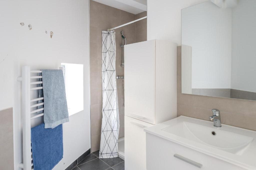 Moderne & Lumineux - Hyper Centre Apartment ตูร์นง-โซร์-โฮน ภายนอก รูปภาพ